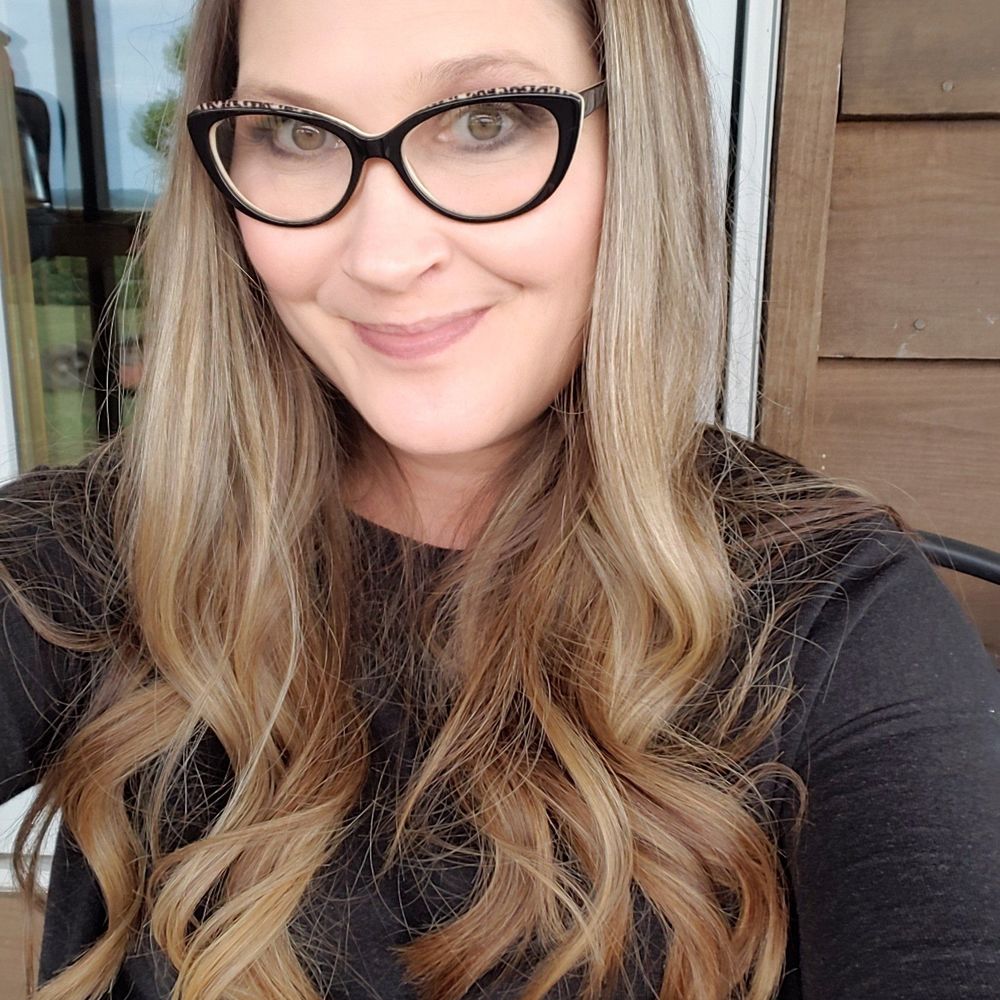 Meet your Posher, Gina